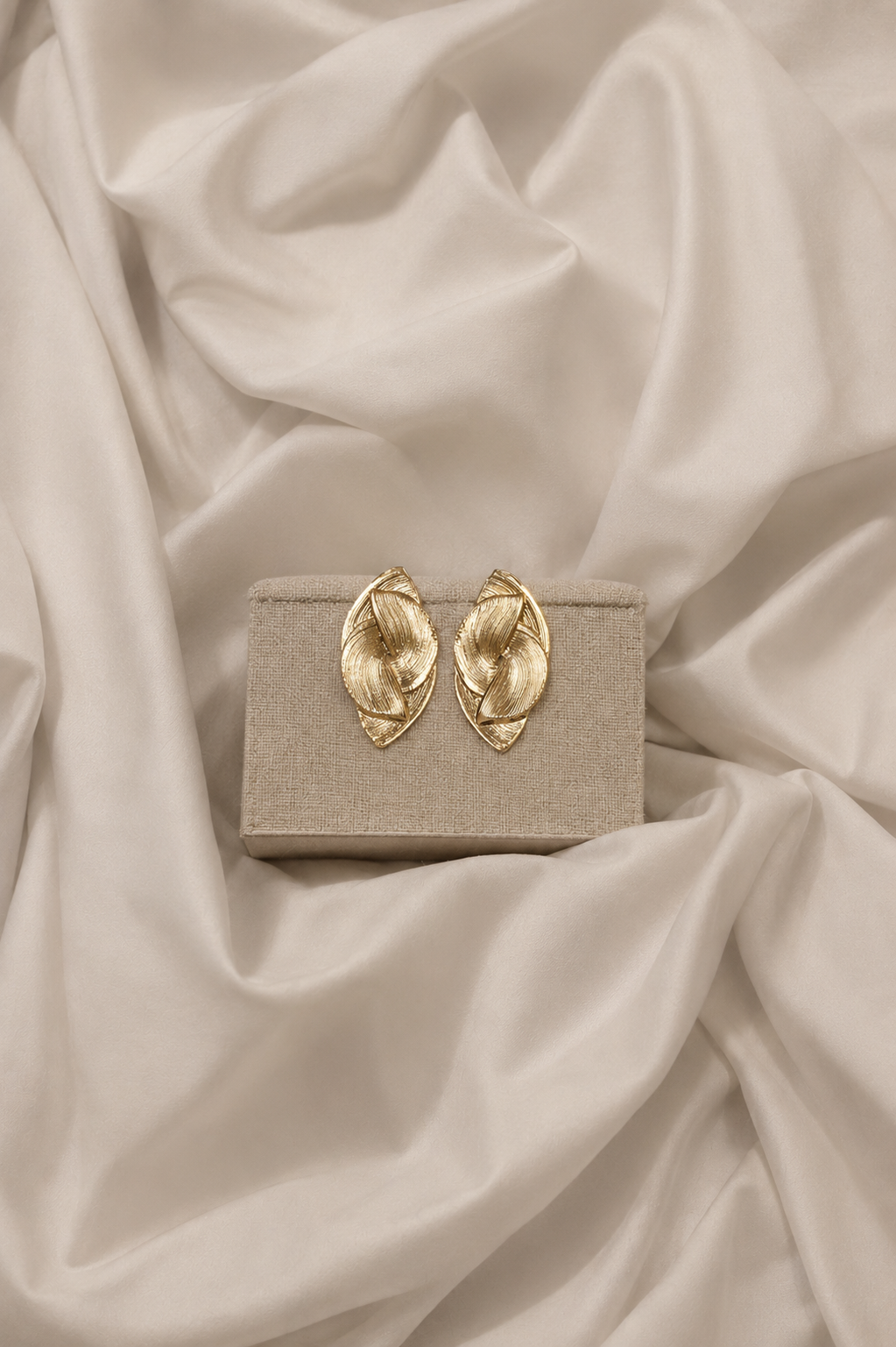 Pendientes Solae